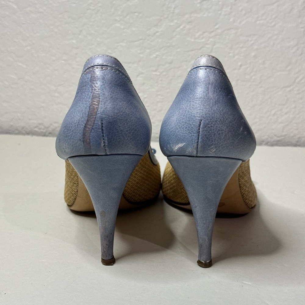 Vintage Moschino Cheap and Chic Baby Blue and Woven Straw Heels with Bow Sz 40 - Picture 9 of 12